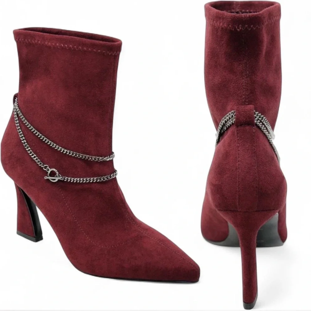 Chain Pointed Toe Bootie‎ - Picture 3 of 10